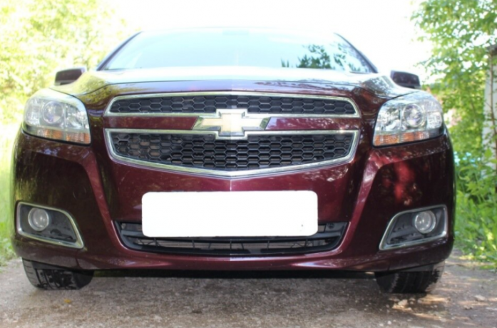 Защита радиатора "Standart" Chevrolet Malibu (2012-2015) чёрная купить недорого с доставкой в Убинское