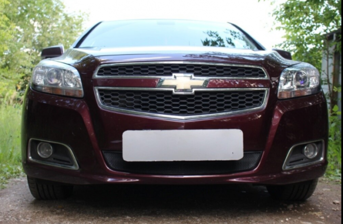 Защита радиатора "Standart" Chevrolet Malibu (2012-2015) чёрная купить недорого с доставкой в Убинское