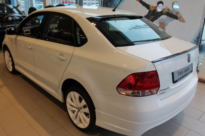 Козырек на заднее стекло для Volkswagen Polo Sedan (2010-2020) купить недорого с доставкой в Убинское