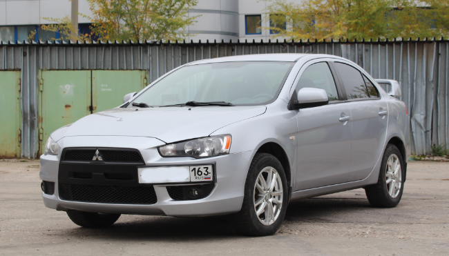 Рамка под номер на передний бампер для Mitsubishi Lancer X (2007-2016) купить недорого с доставкой в Убинское