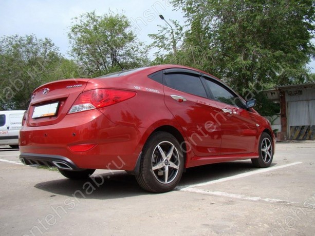 Диффузор заднего бампера var №2 (текстурный пластик) для Hyundai Solaris (2010-2013) купить недорого с доставкой в Убинское