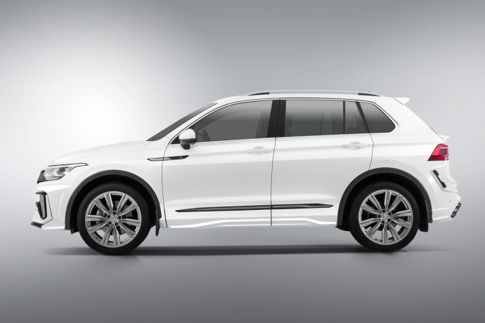 Накладки на двери Volkswagen Tiguan (2020-н.в.) купить недорого с доставкой в Убинское