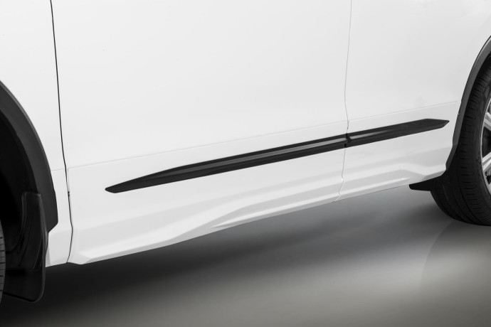 Накладки на двери Volkswagen Tiguan (2020-н.в.) купить недорого с доставкой в Убинское